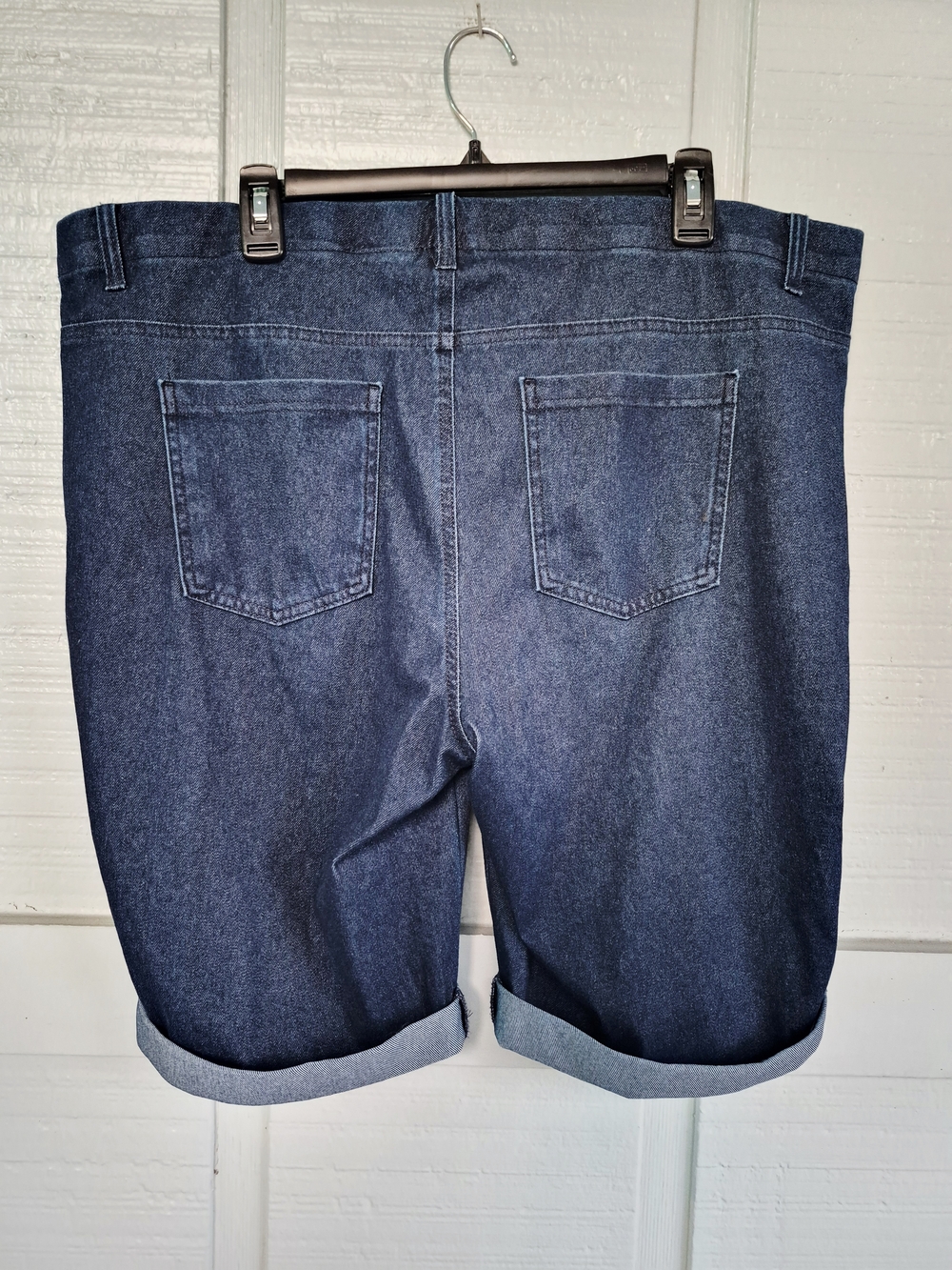 XL Serra Blue Denim Pull-on Knee Length Jean Shorts - Picture 3 of 3